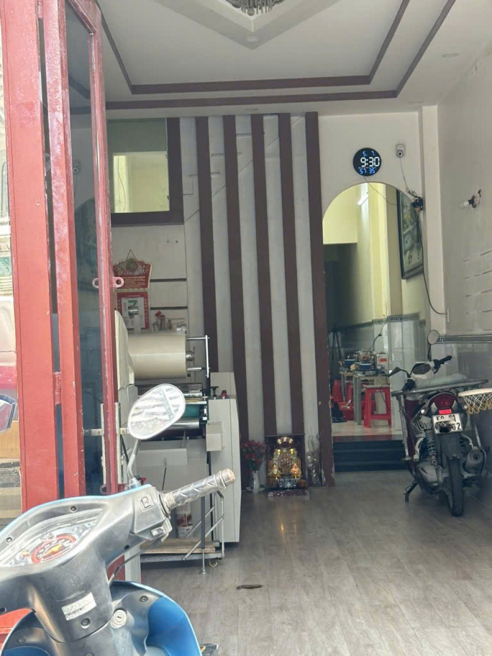 Nhà Mặt tiền Vuông 2 tầng, Đường Ôtô né, 95m2 – Trung Mỹ Tây 3 Q12 - Ảnh 1